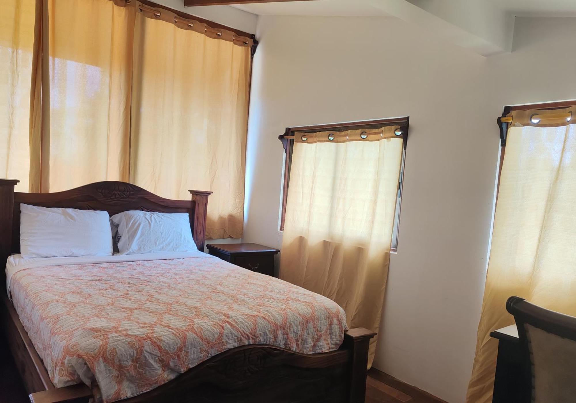 Marenaz Oceanfront Resort Естерільос-Есте Екстер'єр фото